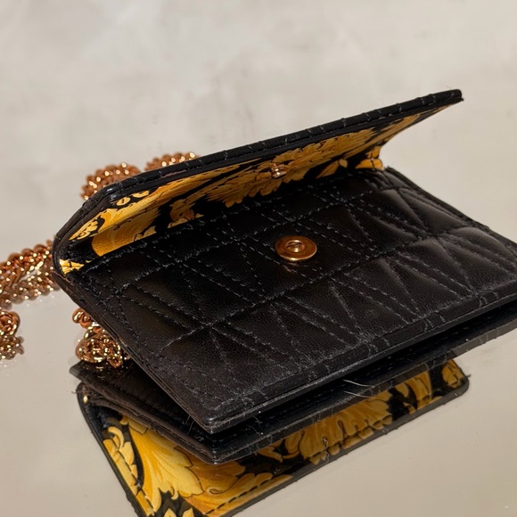 Versace Black Quilted Crossbody with Gold Chain and Medusa V - Picture 6 of 7